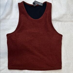 Vuori Red Sleeveless Crop Tank Top